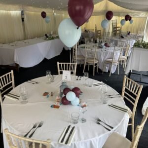 Wedding table centerpiece balloons